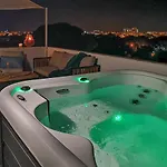 Loft Quinta Da Balaia - Jacuzzi - By Bedzy アパート アルブフェイラ